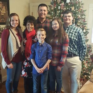 Meet your Posher, Kara